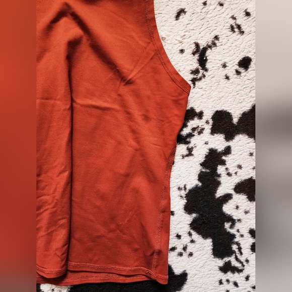 "NEWPORT NEWS" WOMEN'S 90'S SLEEVLESS TURTLENECK TANK -ORANGE RUST - Picture 2 of 4